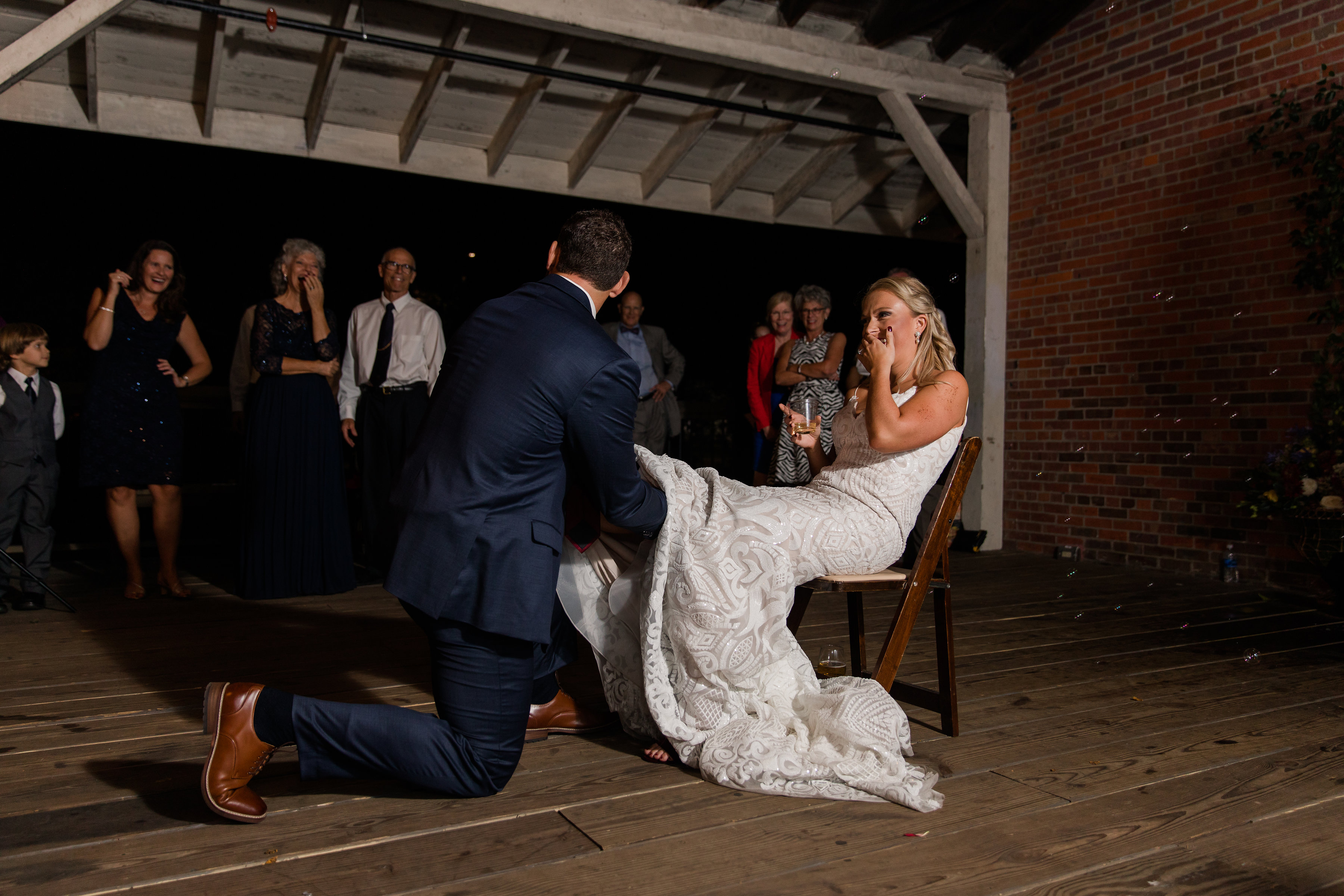Garter discount toss songs
